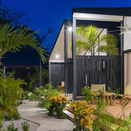 Favela Chic Tamarindo - Adults Only Apartment Bagian luar foto