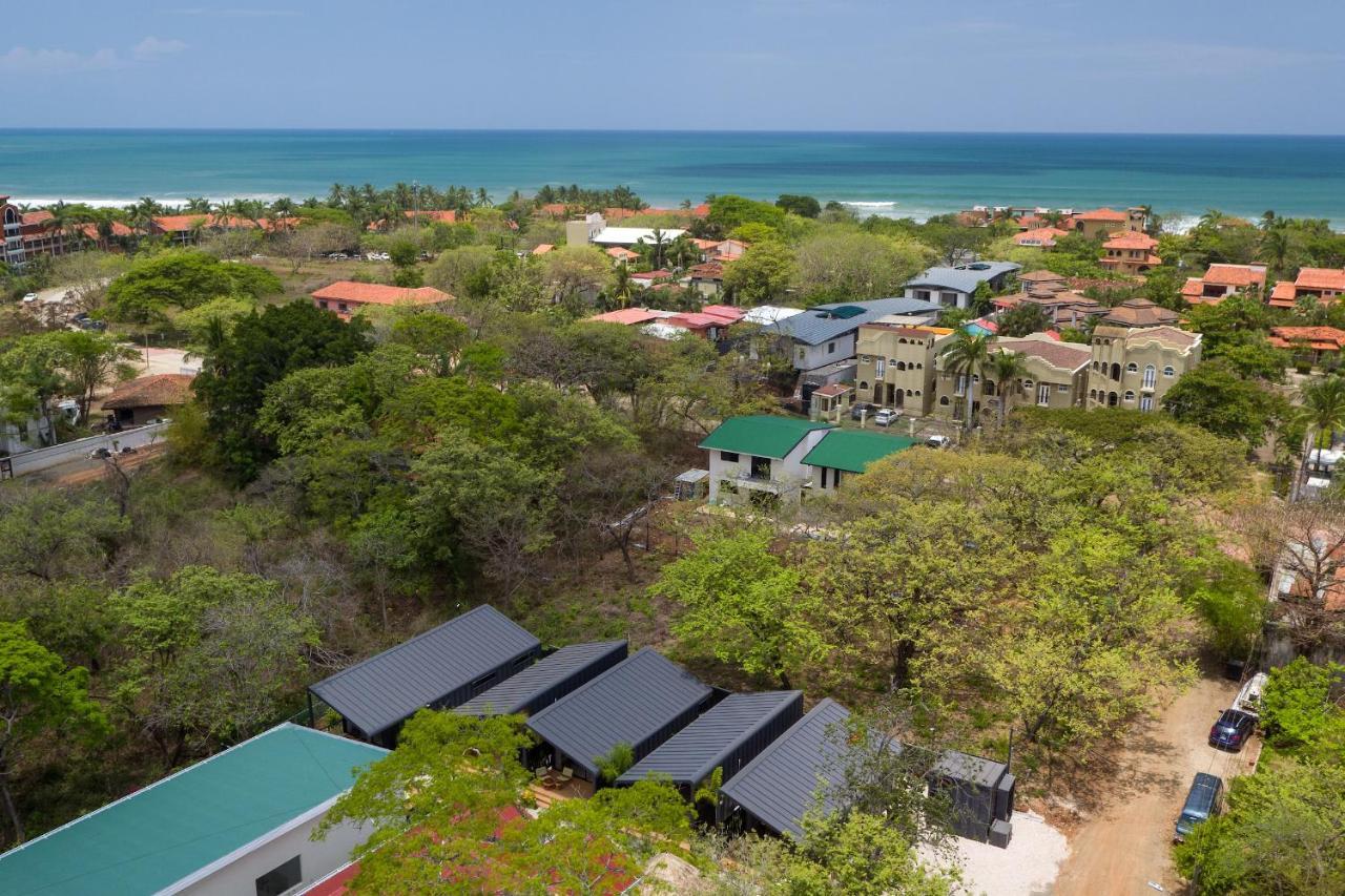 Favela Chic Tamarindo - Adults Only Apartment Bagian luar foto