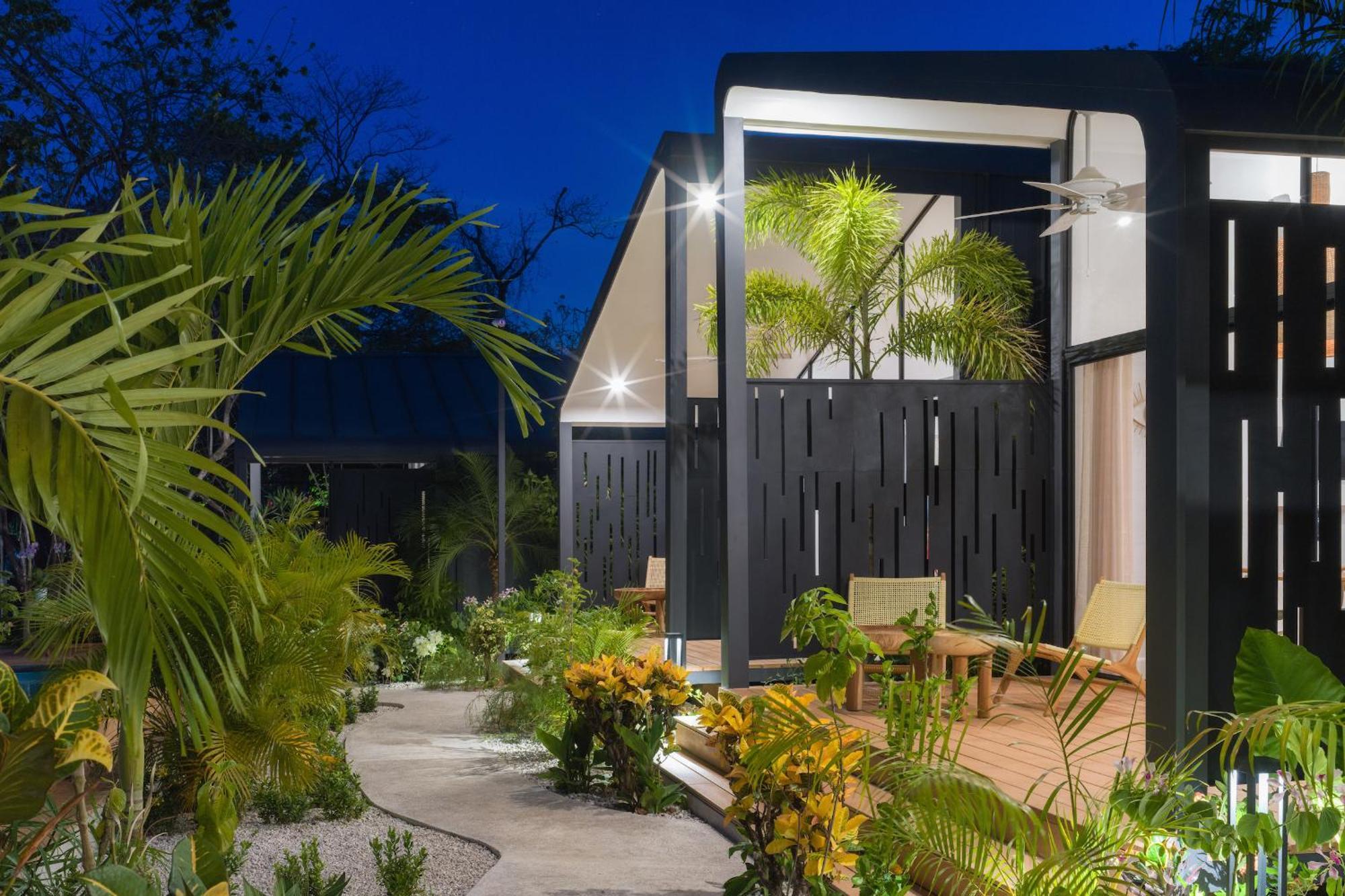 Favela Chic Tamarindo - Adults Only Apartment Bagian luar foto