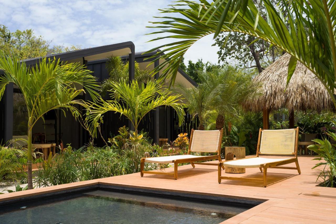 Favela Chic Tamarindo - Adults Only Apartment Bagian luar foto