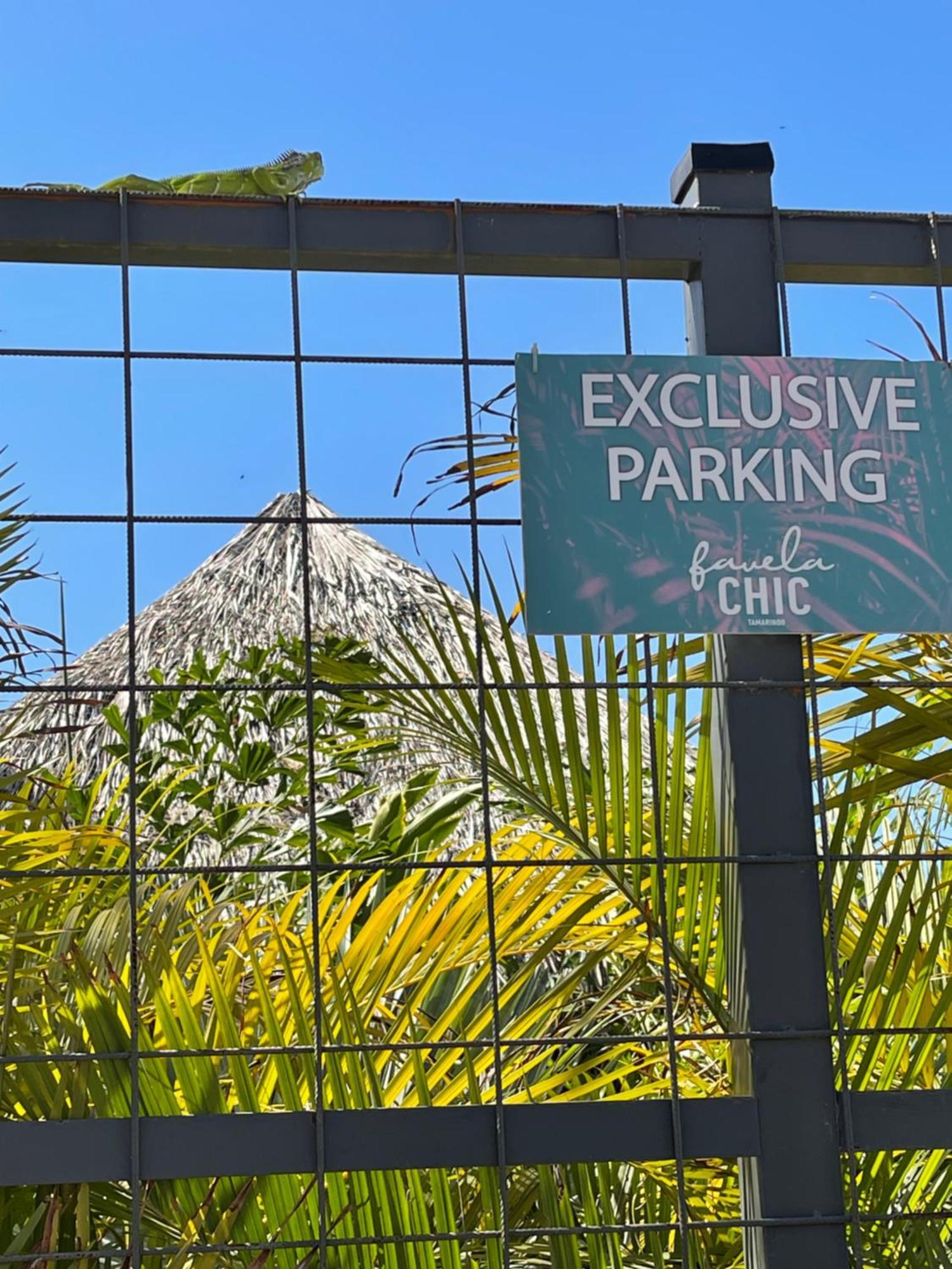 Favela Chic Tamarindo - Adults Only Apartment Bagian luar foto